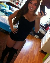 Селфи стройных девушек с красивой грудью 4 фотография Селфи стройных девушек с красивой грудью 4 фотография