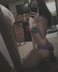 Девушки без комплексов делают селфи голышом 6 фотография Девушки без комплексов делают селфи голышом 6 фотография