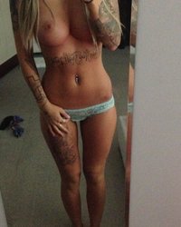 Девушки без комплексов делают селфи голышом 10 фотография Девушки без комплексов делают селфи голышом 10 фотография