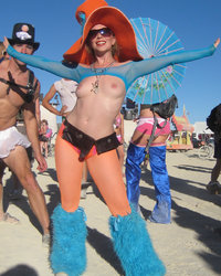 Сборник голых сисек стройных красавиц 12 фотография Сборник голых сисек стройных красавиц 12 фотография