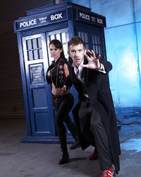 Грудастая сучка на коленях сосет большой член хахаля 2 фотография Грудастая сучка на коленях сосет большой член хахаля 2 фотография