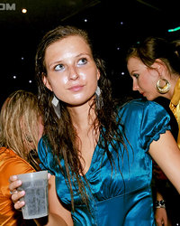 Вечеринка в клубе закончилась пьяной оргией 10 фотография Вечеринка в клубе закончилась пьяной оргией 10 фотография