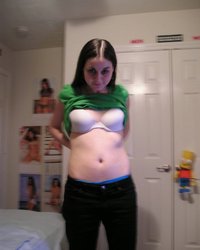 18летняя студентка-пошлячка шалит на камеру в своей спальне 15 фотография 18летняя студентка-пошлячка шалит на камеру в своей спальне 15 фотография